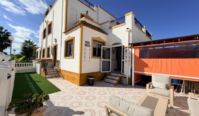 Adosado - Segunda mano - Orihuela - Entre Naranjos Vistabella