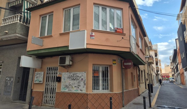 Adosado - Segunda mano - Torrevieja - Centro