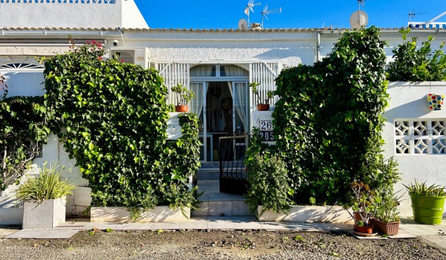 Adosado - Segunda mano - Torrevieja - Urbanización San Luis