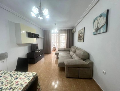 Alquiler a largo plazo - Apartamento - Torrevieja - Playa del cura