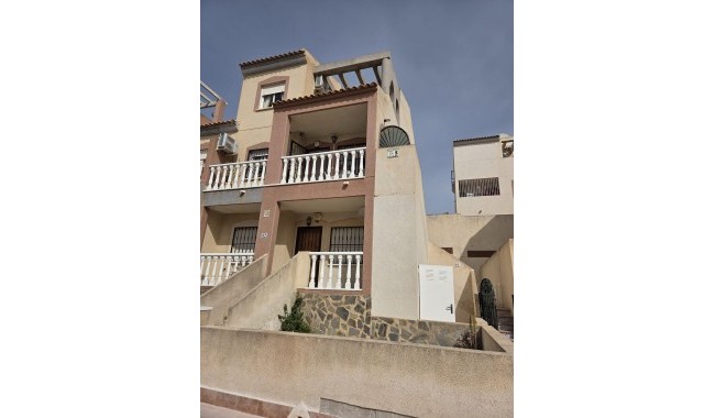 Apartament - Sprzedaż - Orihuela costa - Villamartín