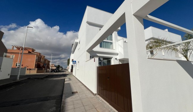 Apartament - Sprzedaż - Pilar de La Horadada - Pilar de la Horadada