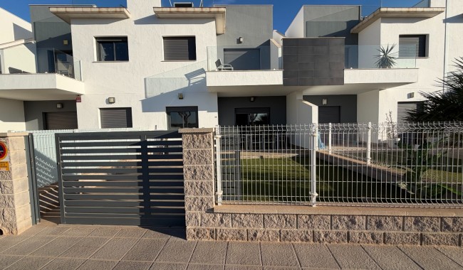 Apartament - Sprzedaż - Pilar de La Horadada - VR-2462