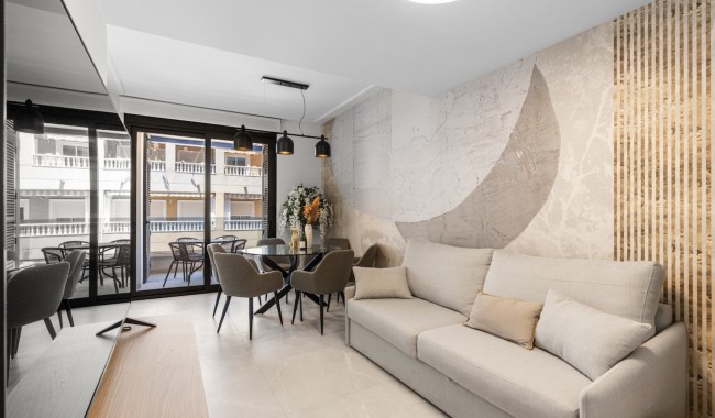 Apartament - Sprzedaż - Torrevieja - CB-8797