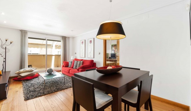Apartament - Sprzedaż - Torrevieja - Centro