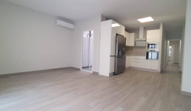 Apartament - Sprzedaż - Torrevieja - Centro