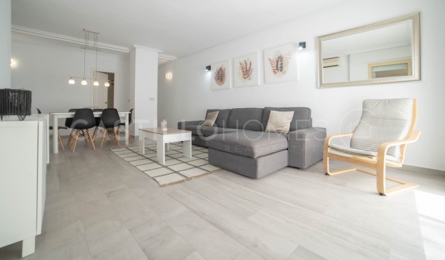 Apartament - Sprzedaż - Torrevieja - Centro