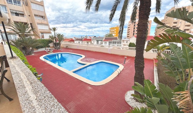 Apartament - Sprzedaż - Torrevieja - Centro
