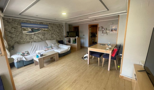 Apartament - Sprzedaż - Torrevieja - Centro