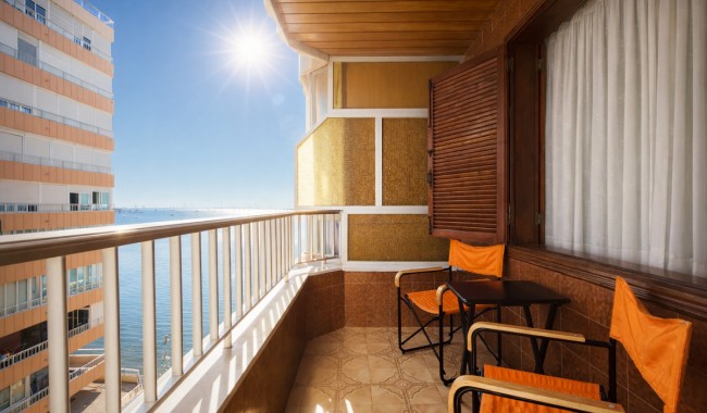 Apartament - Sprzedaż - Torrevieja - Centro