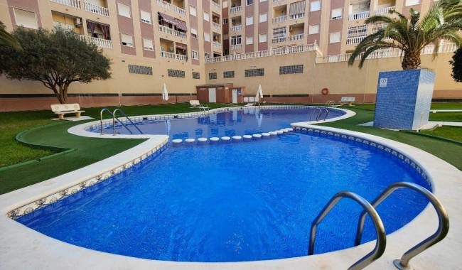 Apartament - Sprzedaż - Torrevieja - El Acequión - Los Náufragos