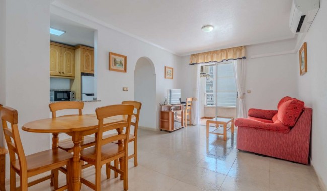 Apartament - Sprzedaż - Torrevieja - El Molino