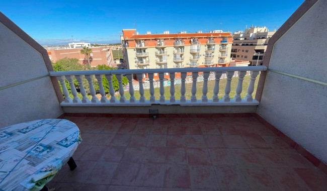 Apartament - Sprzedaż - Torrevieja - La Mata
