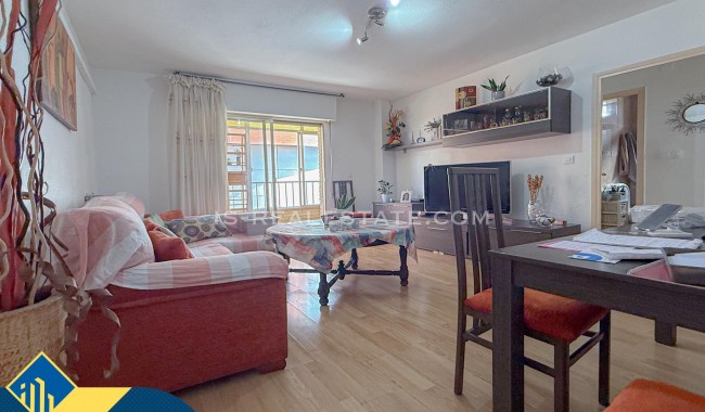 Apartament - Sprzedaż - Torrevieja - Paseo maritimo