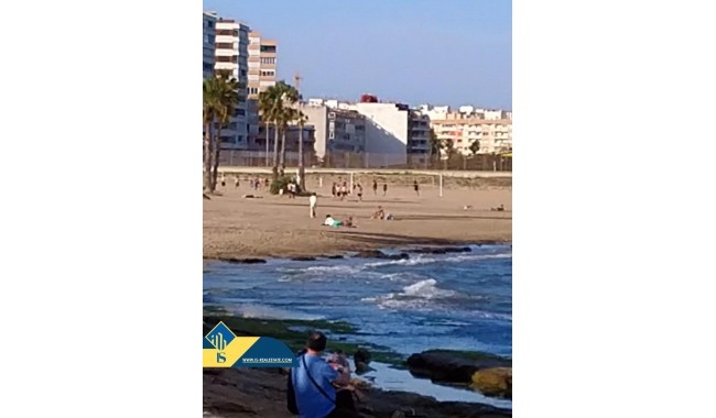 Apartament - Sprzedaż - Torrevieja - Playa de los Naufragos