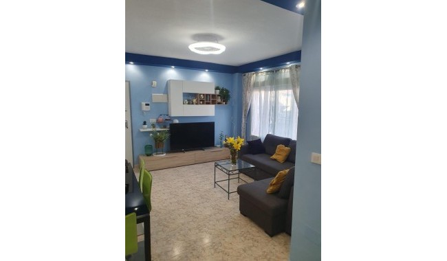 Apartament - Sprzedaż - Torrevieja - Playa de los Naufragos