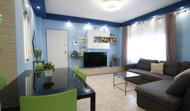 Apartament - Sprzedaż - Torrevieja - Playa de los Naufragos