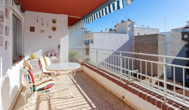 Apartament - Sprzedaż - Torrevieja - Playa del cura