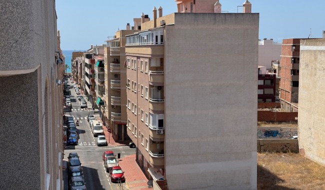 Apartament - Sprzedaż - Torrevieja - Torrevieja C