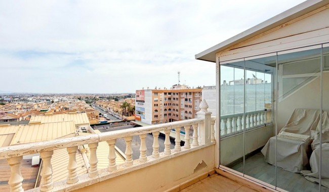 Apartament - Sprzedaż - Torrevieja - Torrevieja