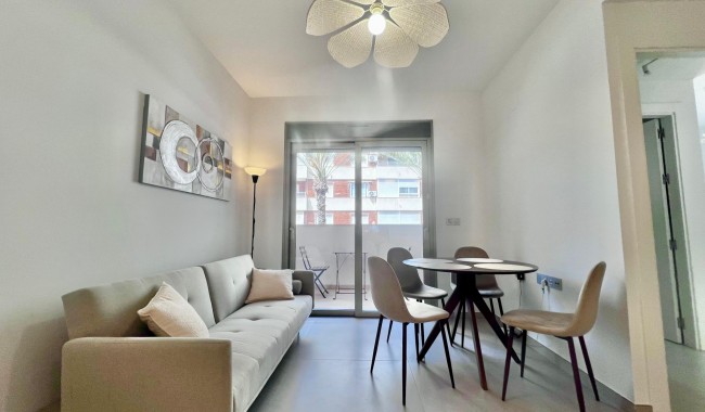Apartament - Sprzedaż - Torrevieja - Torrevieja