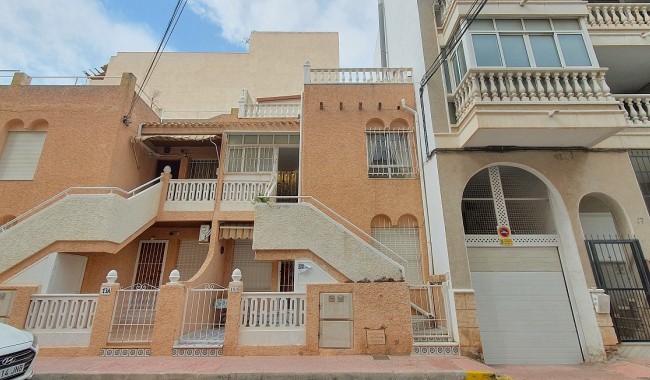 Apartament - Sprzedaż - Torrevieja - Torrevieja