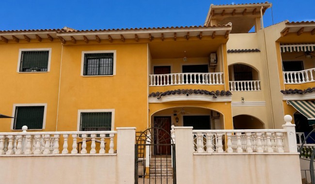 Apartamento - Segunda mano - Ciudad Quesada/Rojales - Urbanización Ciudad Quesada