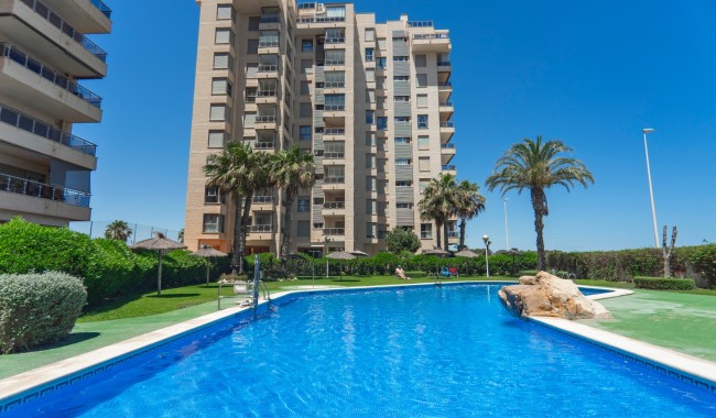Apartamento - Segunda mano - Guardamar - LF-8181