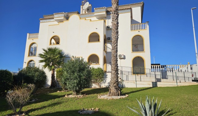 Apartamento - Segunda mano - Orihuela Costa - La Zenia