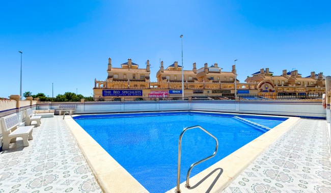 Apartamento - Segunda mano - Orihuela Costa - La Zenia