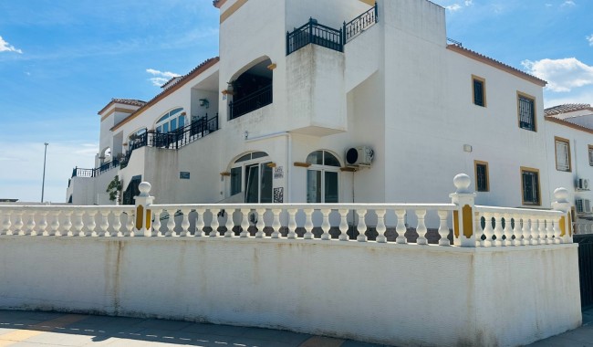 Apartamento - Segunda mano - Orihuela - Entre Naranjos Vistabella