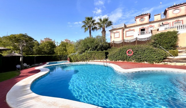 Apartamento - Segunda mano - Orihuela - Playa Flamenca