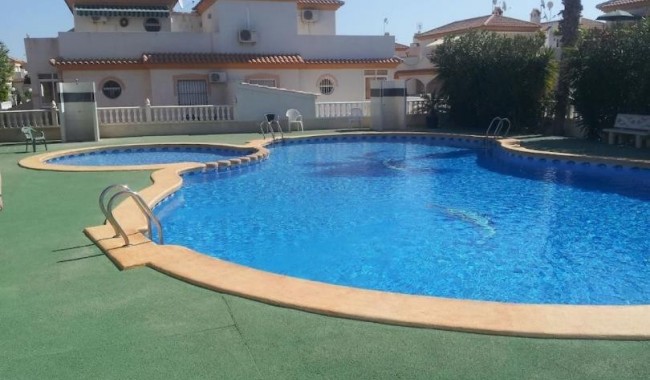Apartamento - Segunda mano - Orihuela - Playa Flamenca