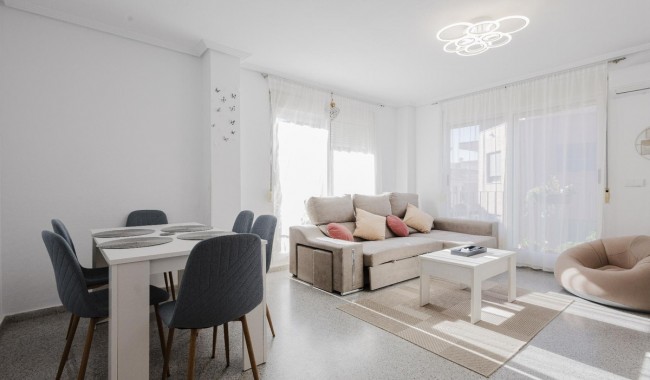 Apartamento - Segunda mano - San Miguel de Salinas - San Miguel de Salinas Centro