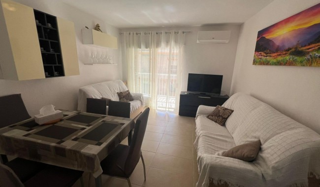 Apartamento - Segunda mano - Torrevieja - Centro