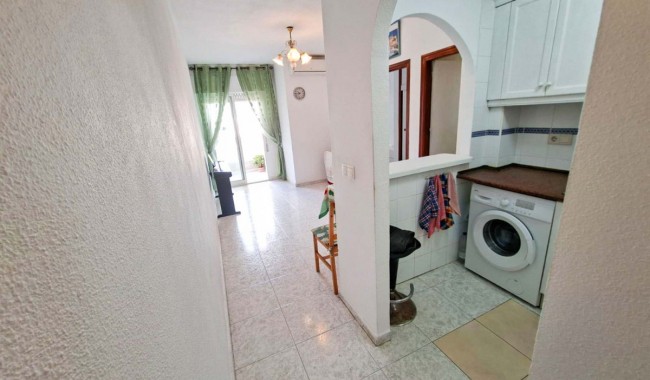 Apartamento - Segunda mano - Torrevieja - Centro
