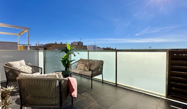 Apartamento - Segunda mano - Torrevieja - Centro