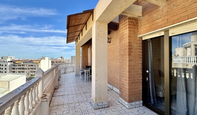 Apartamento - Segunda mano - Torrevieja - Centro