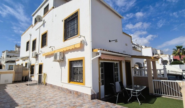 Apartamento - Segunda mano - Torrevieja - Costa Blanca
