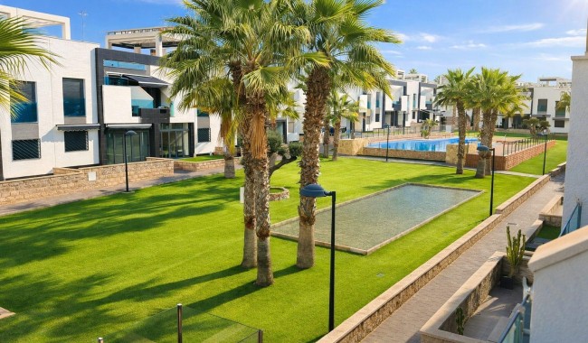 Apartamento - Segunda mano - Torrevieja - IH-6450