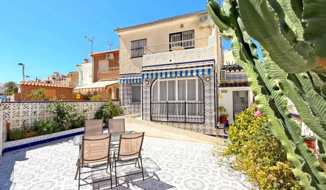 Apartamento - Segunda mano - Torrevieja - La Mata