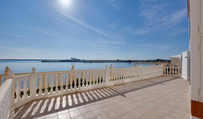 Apartamento - Segunda mano - Torrevieja - Playa de La Acequion