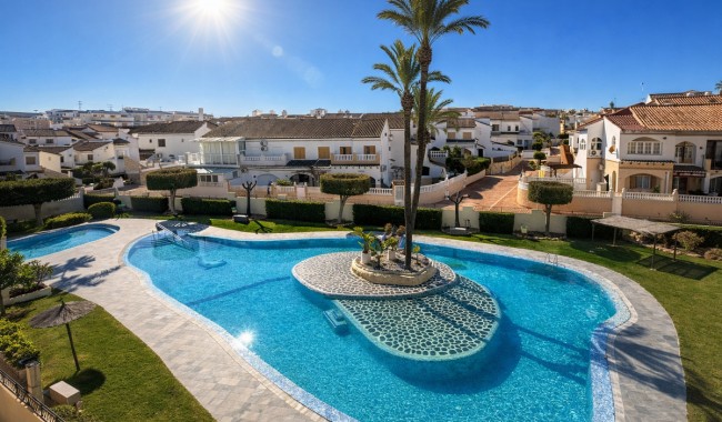 Apartamento - Segunda mano - Torrevieja - PLAYA DE LA MATA