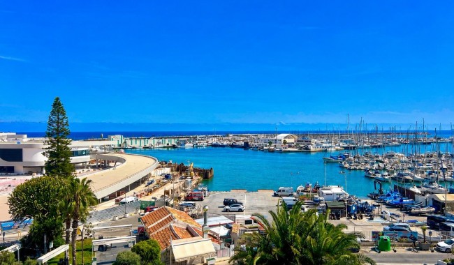 Apartment - Resale - Torrevieja - Centro - Muelle Pesquero