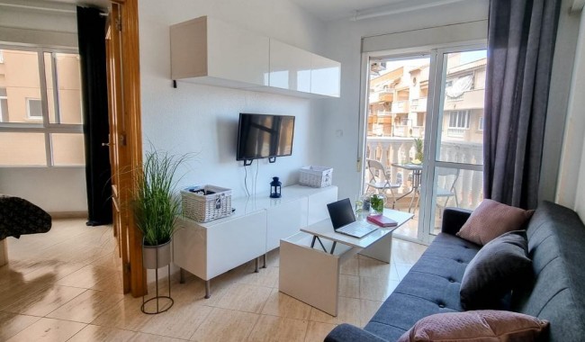 Apartment - Resale - Torrevieja - Centro