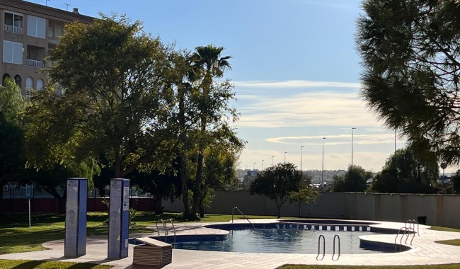 Apartment - Resale - Torrevieja - Centro