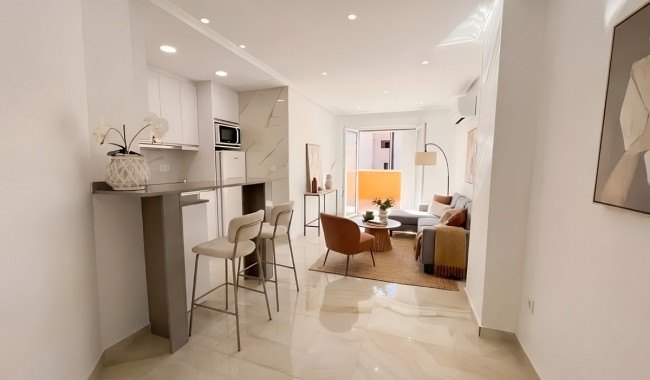 Apartment - Resale - Torrevieja - Centro
