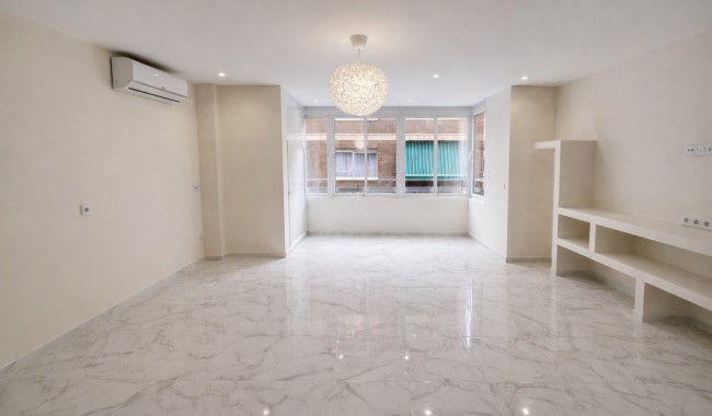 Apartment - Resale - Torrevieja - Centro