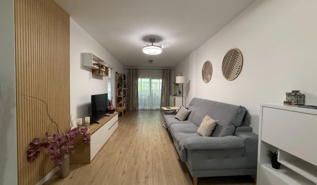 Apartment - Resale - Torrevieja - Centro