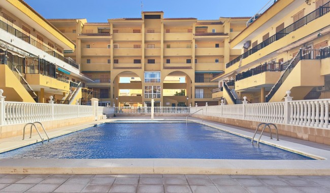 Apartment - Resale - Torrevieja - Los Europeos